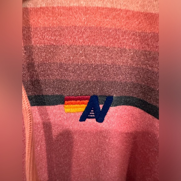 Aviator Nation sweat-shirt in serape pink. Sold out online. XL - Picture 5 of 6